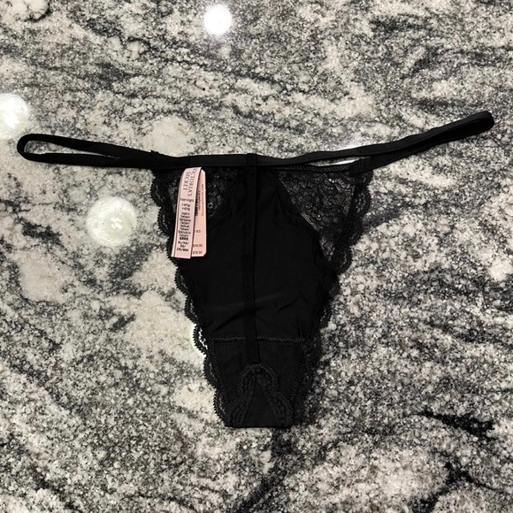 Victoria’s Secret V String panty XL - Picture 2 of 13